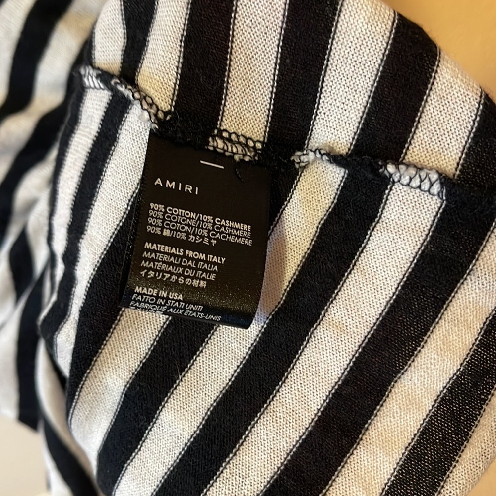 Comfortable T-shirt with 10% cashmere. - Picture 3 of 6